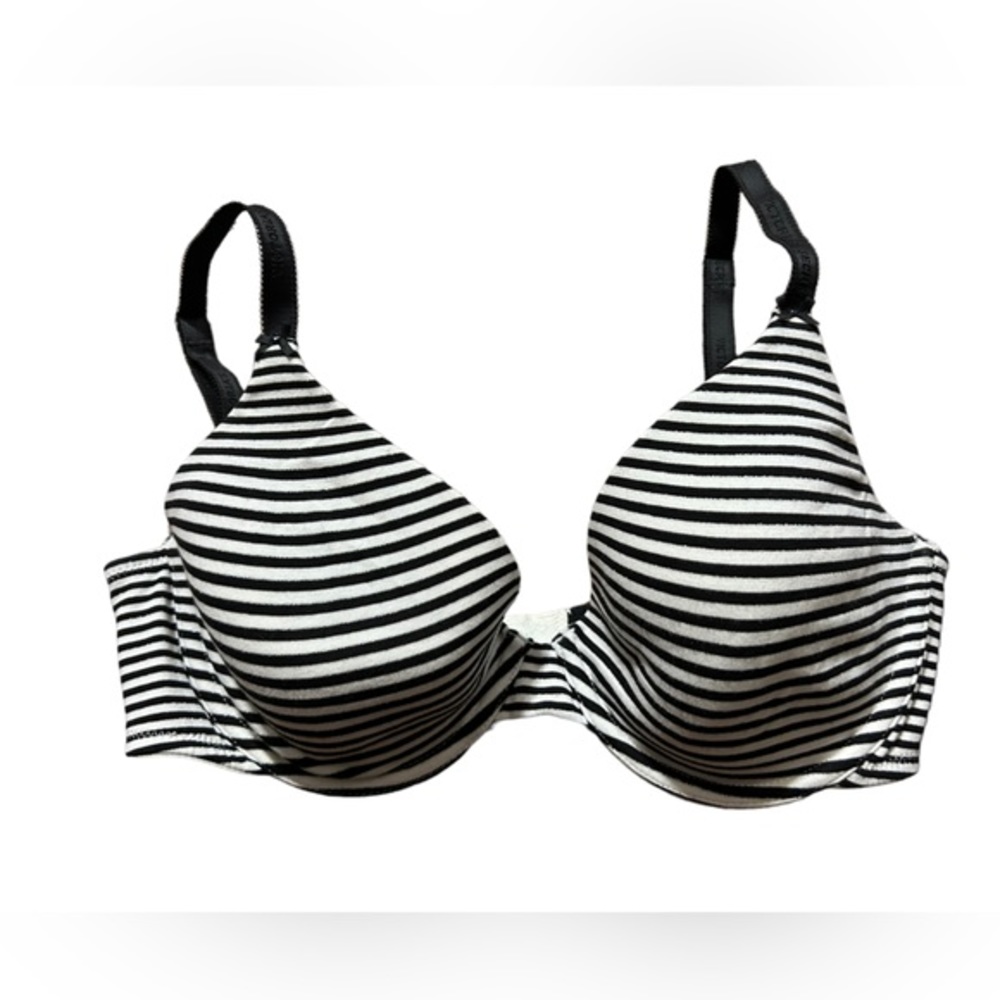 Victoria’s Secret‎ lined perfect coverage bra size 34D